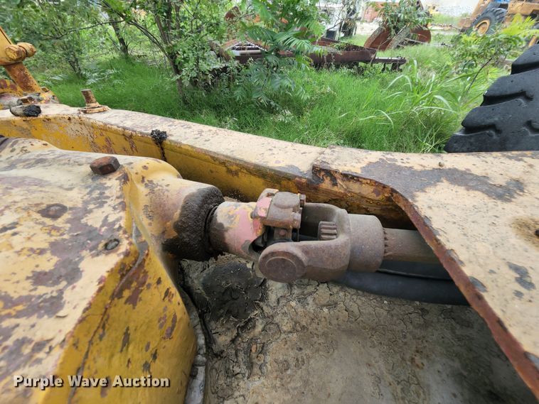 image for item MK9156 1968 Caterpillar 16  motor grader