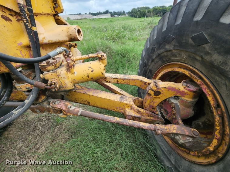 image for item MK9156 1968 Caterpillar 16  motor grader