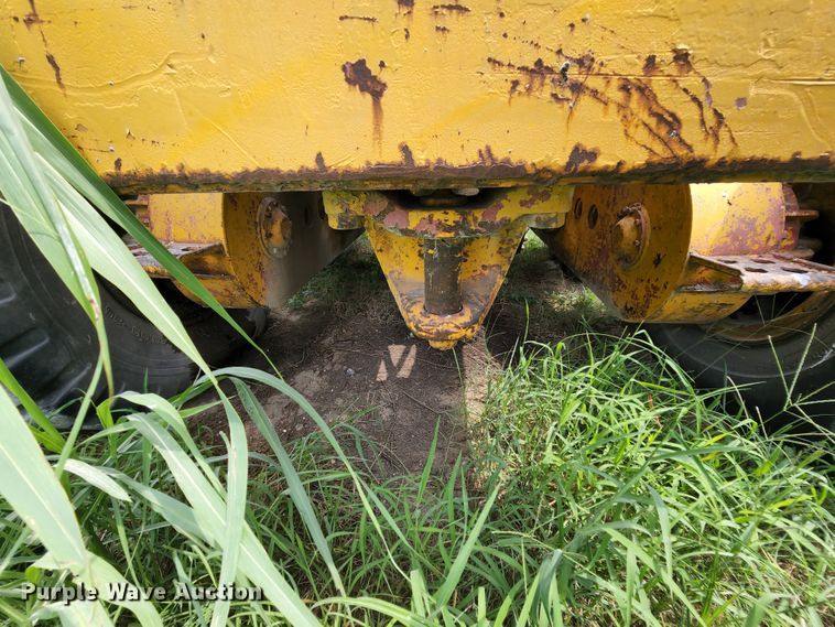 image for item MK9156 1968 Caterpillar 16  motor grader