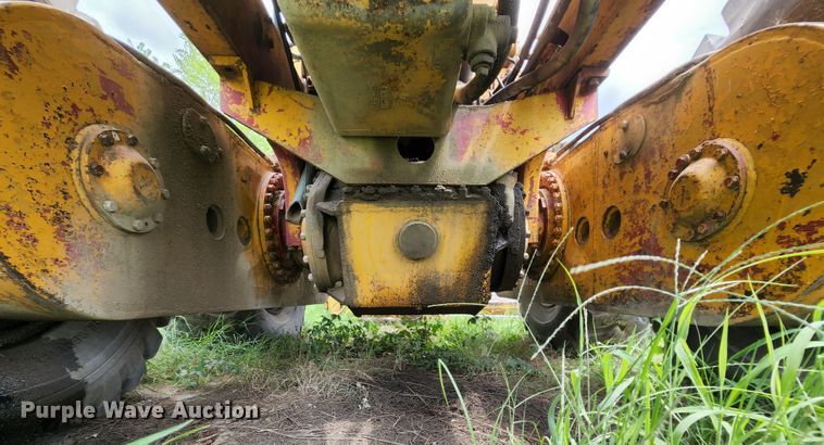 image for item MK9156 1968 Caterpillar 16  motor grader