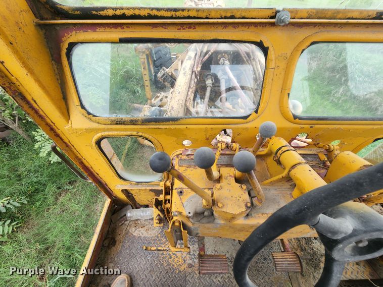 image for item MK9156 1968 Caterpillar 16  motor grader