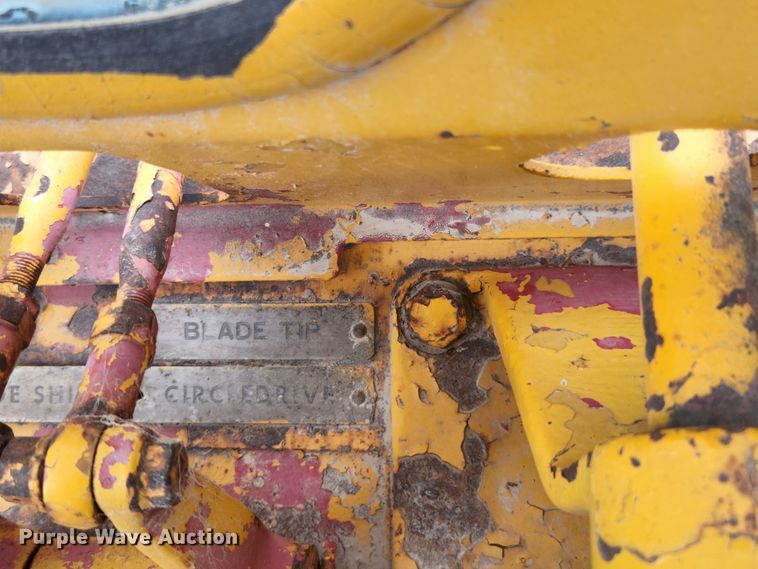 image for item MK9156 1968 Caterpillar 16  motor grader