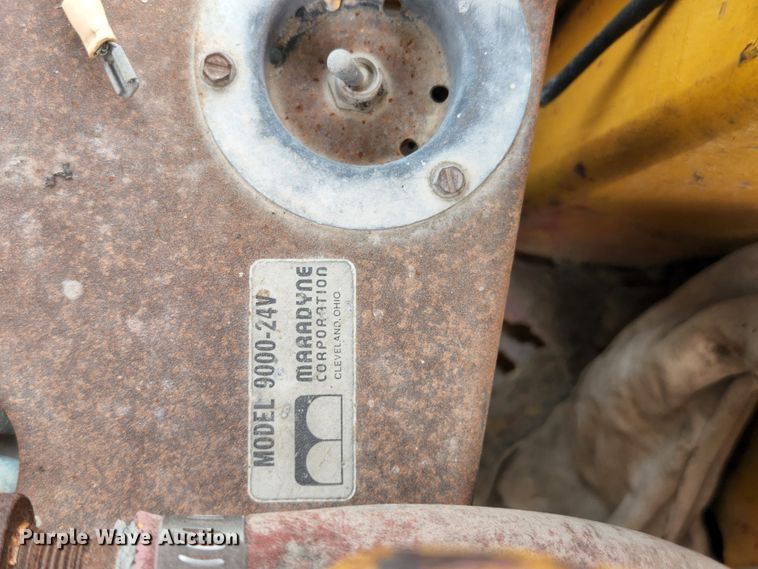 image for item MK9156 1968 Caterpillar 16  motor grader