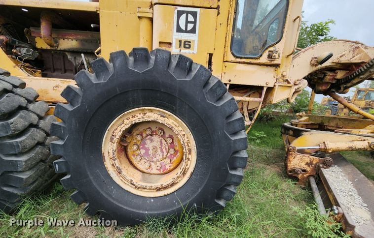 image for item MK9156 1968 Caterpillar 16  motor grader