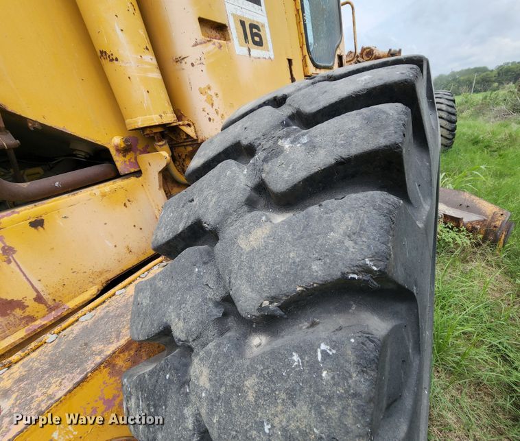 image for item MK9156 1968 Caterpillar 16  motor grader