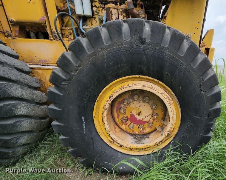 image for item MK9156 1968 Caterpillar 16  motor grader