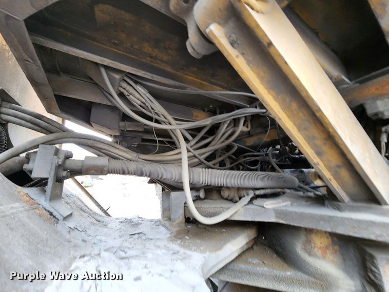 image for item MK9161 1983 Caterpillar 988B  wheel loader