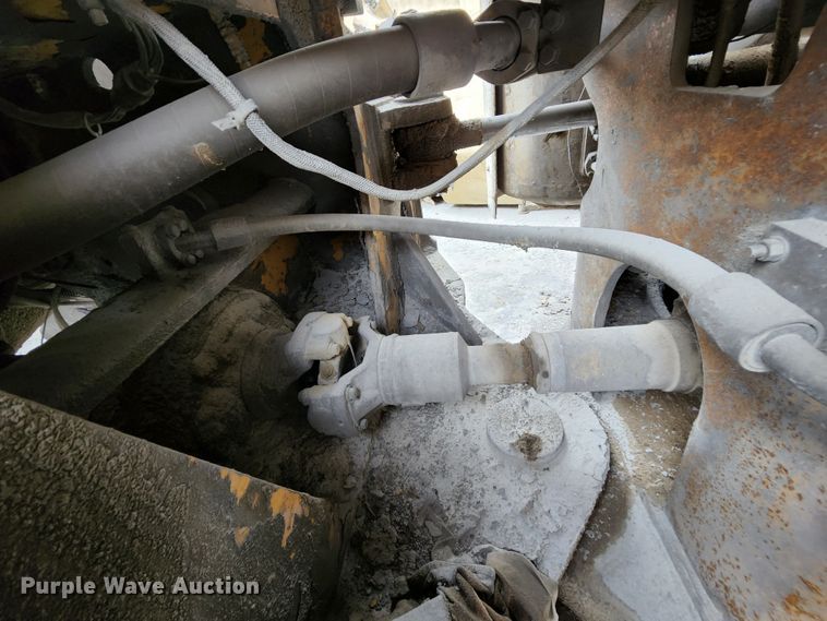 image for item MK9161 1983 Caterpillar 988B  wheel loader