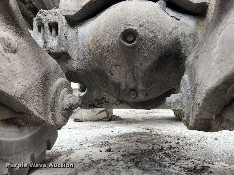 image for item MK9161 1983 Caterpillar 988B  wheel loader