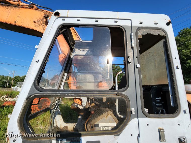 image for item MK9162 1994 Hitachi EX150  excavator