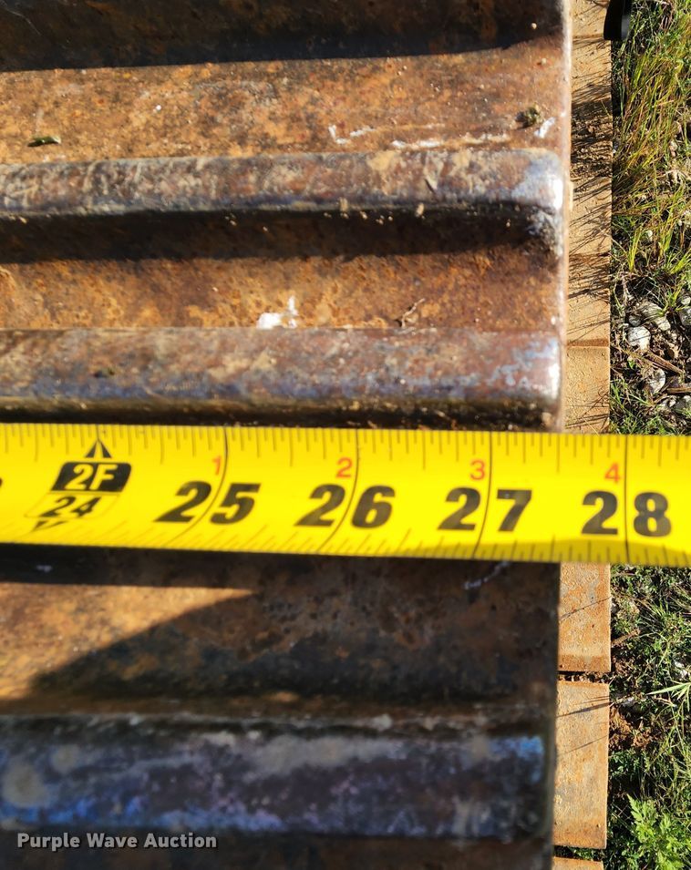 image for item MK9162 1994 Hitachi EX150  excavator