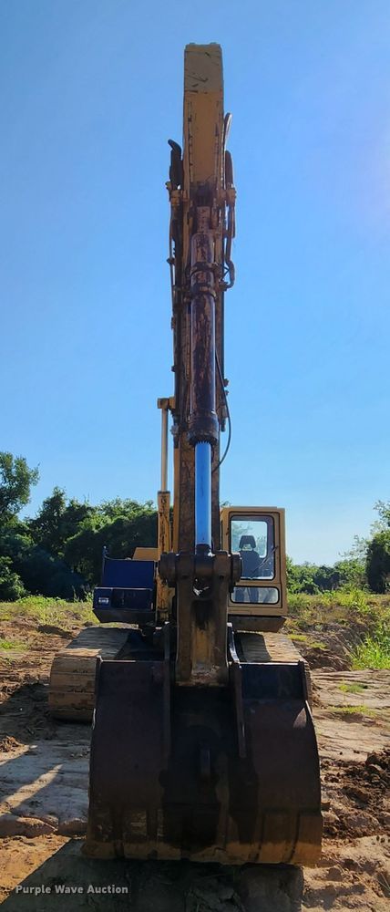 image for item MK9182 1992 Komatsu PC300LC-5  excavator