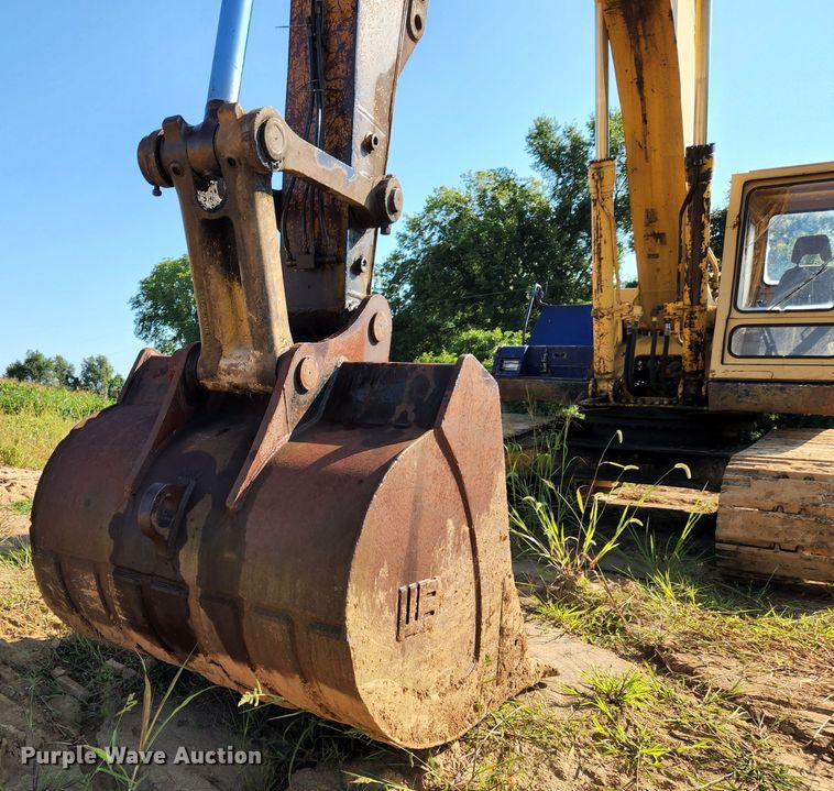 image for item MK9182 1992 Komatsu PC300LC-5  excavator