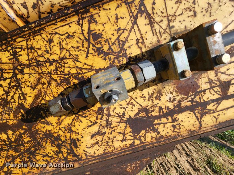 image for item MK9182 1992 Komatsu PC300LC-5  excavator