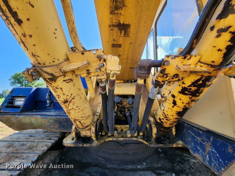 image for item MK9182 1992 Komatsu PC300LC-5  excavator