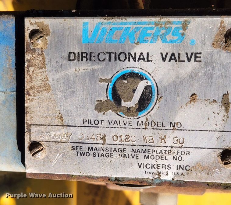 image for item MK9182 1992 Komatsu PC300LC-5  excavator