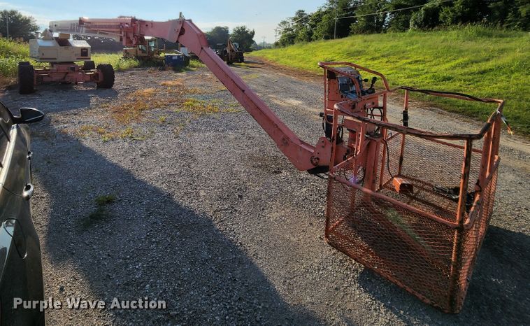 image for item MK9183 2000 JLG 120HX  boom lift