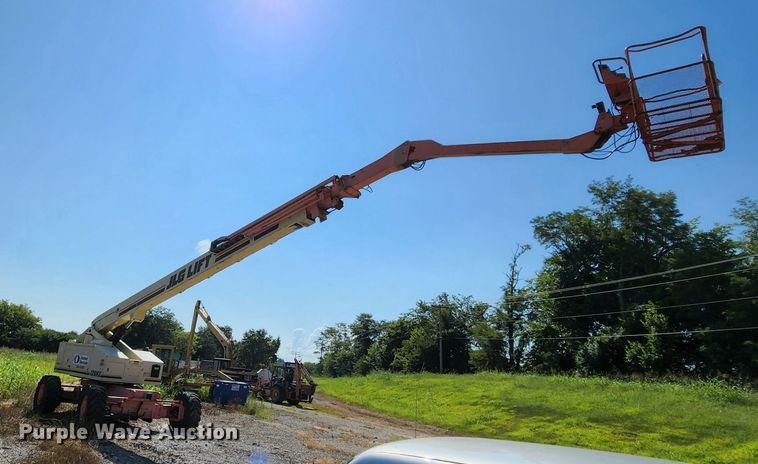 image for item MK9183 2000 JLG 120HX  boom lift