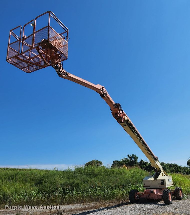 image for item MK9183 2000 JLG 120HX  boom lift