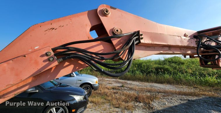 image for item MK9183 2000 JLG 120HX  boom lift