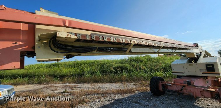 image for item MK9183 2000 JLG 120HX  boom lift