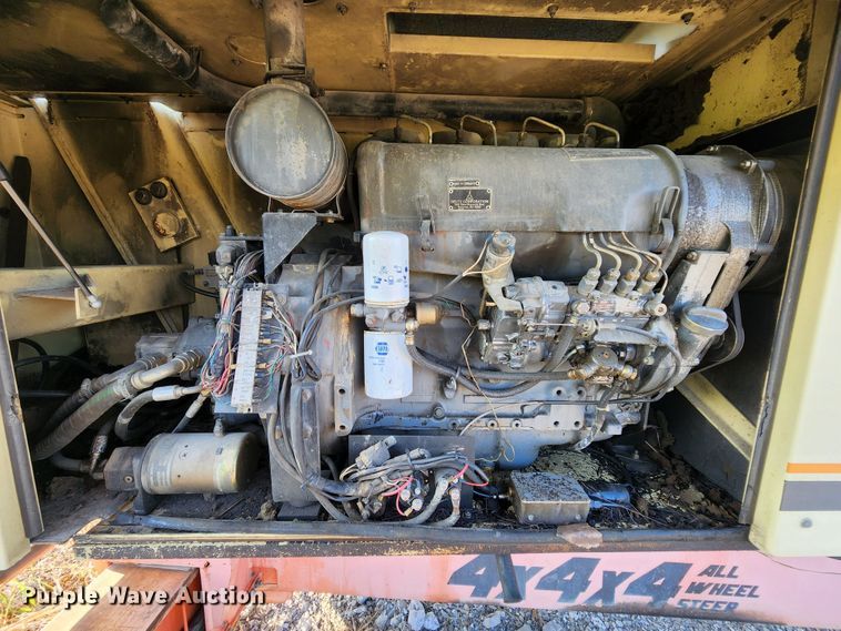 image for item MK9183 2000 JLG 120HX  boom lift