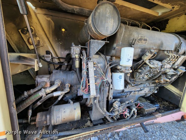 image for item MK9183 2000 JLG 120HX  boom lift