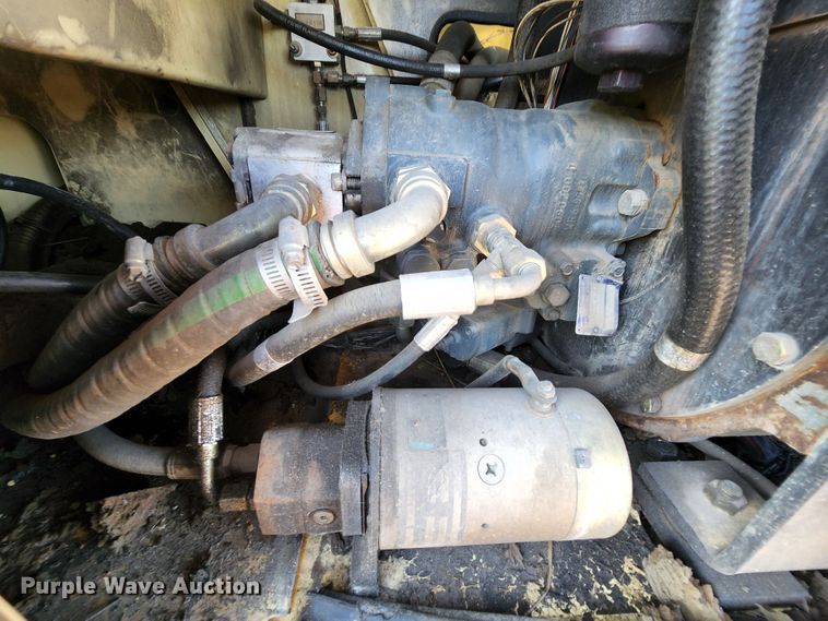 image for item MK9183 2000 JLG 120HX  boom lift