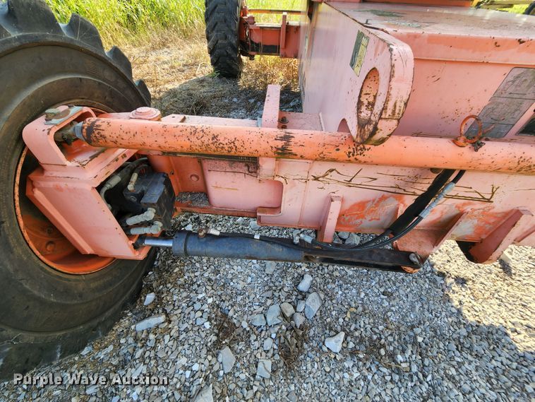 image for item MK9183 2000 JLG 120HX  boom lift