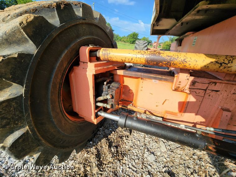 image for item MK9183 2000 JLG 120HX  boom lift