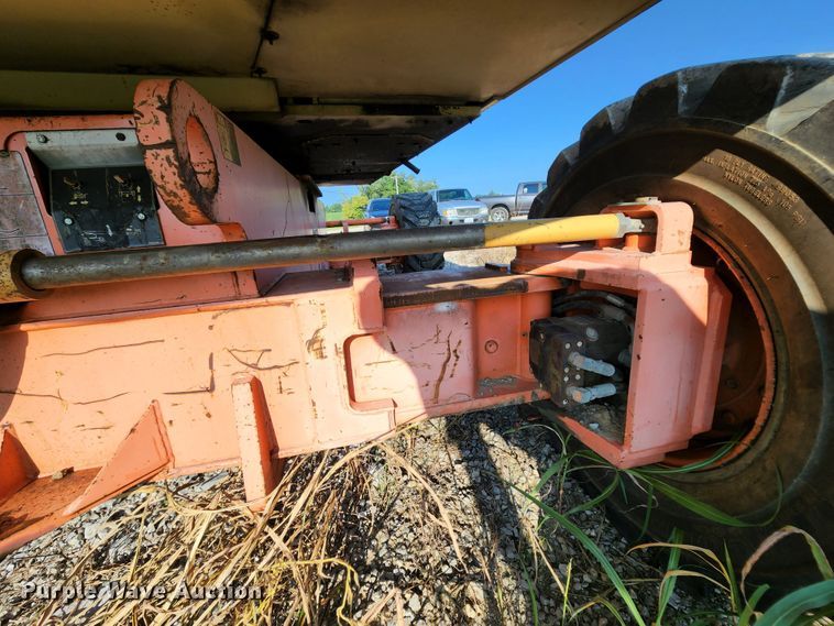 image for item MK9183 2000 JLG 120HX  boom lift