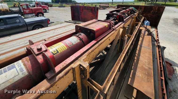 image for item MK9184 Delmag D19-32  pile driver