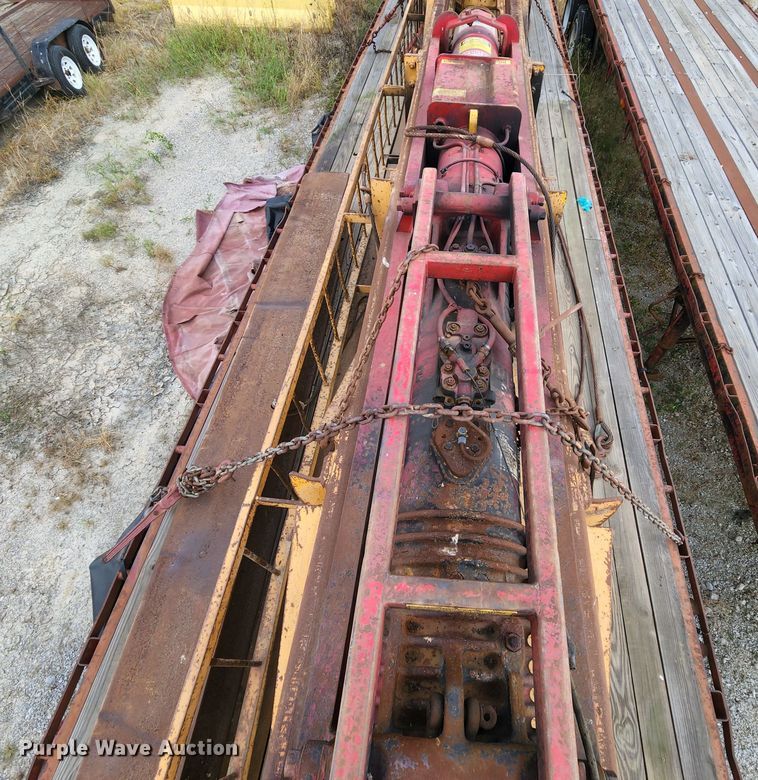 image for item MK9184 Delmag D19-32  pile driver