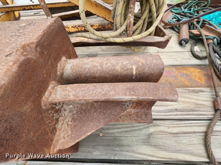 image for item MK9184 Delmag D19-32  pile driver