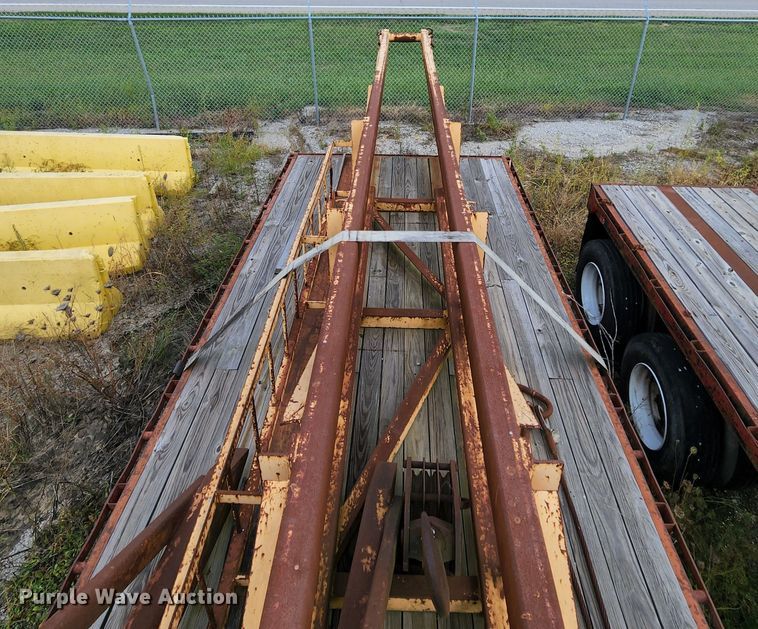 image for item MK9184 Delmag D19-32  pile driver