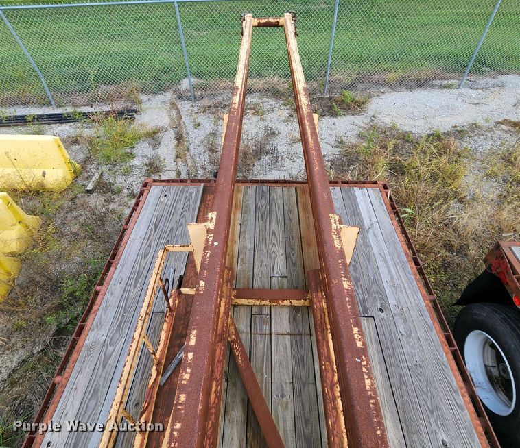 image for item MK9184 Delmag D19-32  pile driver