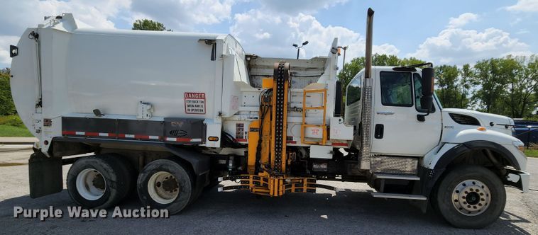image for item MK9189 2012 International WorkStar 7400  refuse truck
