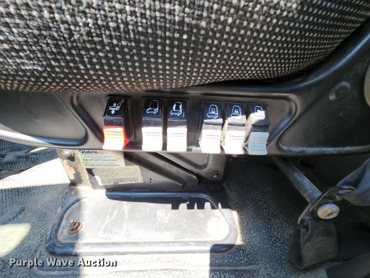 image for item MK9189 2012 International WorkStar 7400  refuse truck