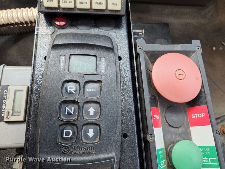 image for item MK9189 2012 International WorkStar 7400  refuse truck