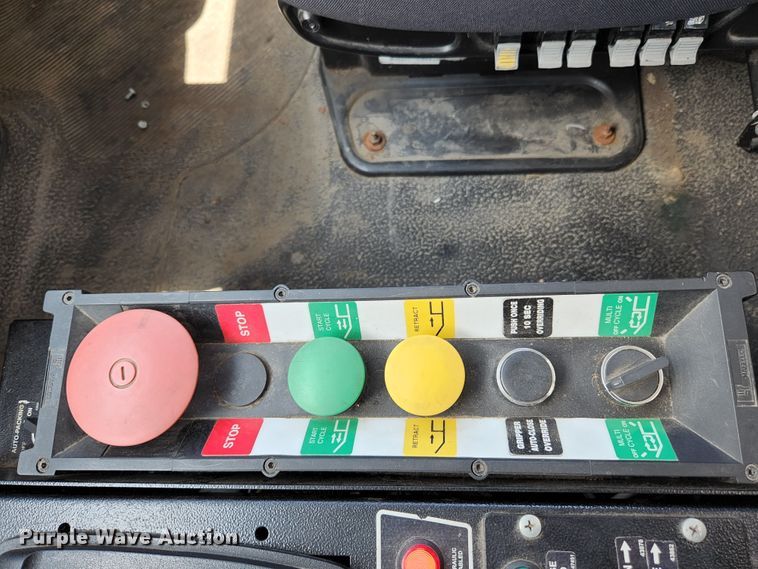 image for item MK9189 2012 International WorkStar 7400  refuse truck