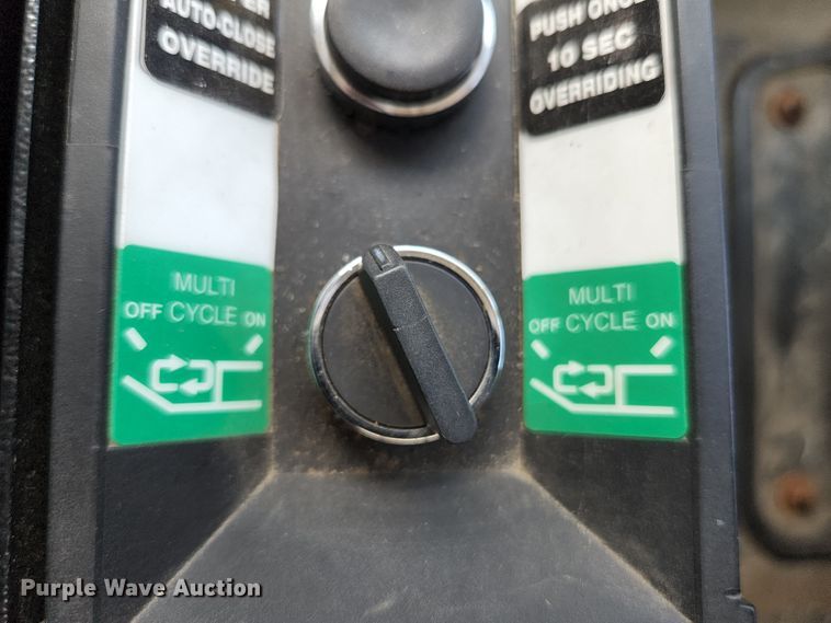 image for item MK9189 2012 International WorkStar 7400  refuse truck