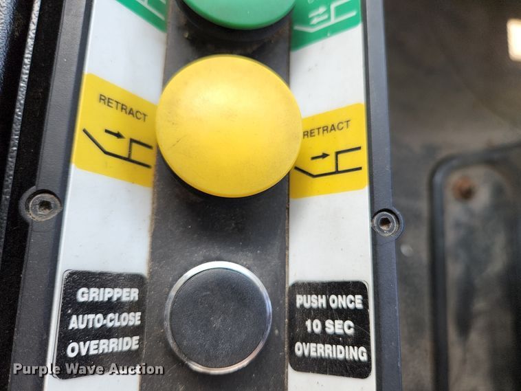 image for item MK9189 2012 International WorkStar 7400  refuse truck