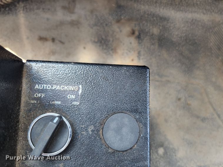 image for item MK9189 2012 International WorkStar 7400  refuse truck