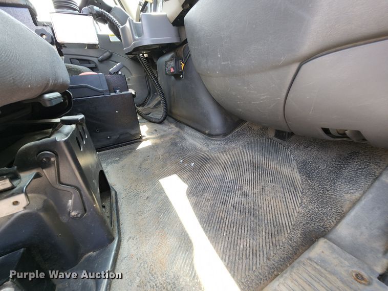 image for item MK9189 2012 International WorkStar 7400  refuse truck