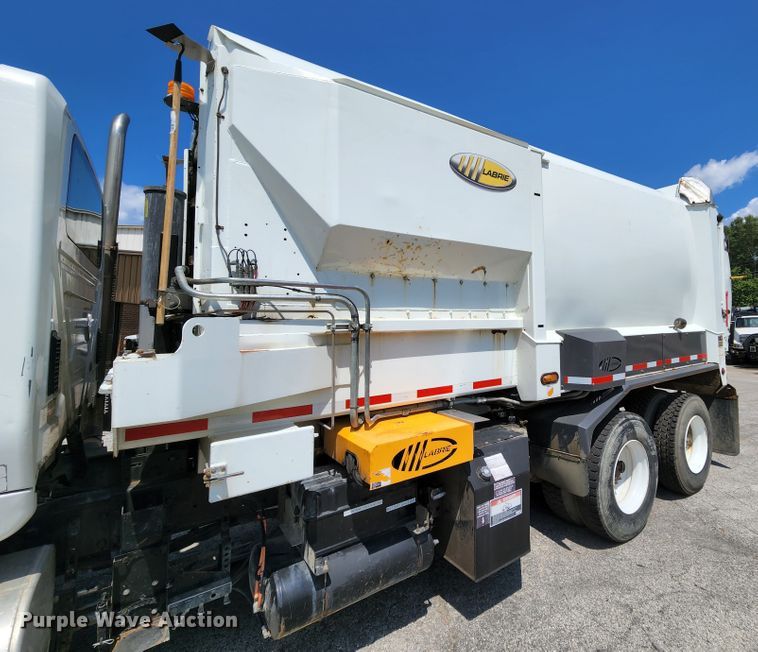 image for item MK9189 2012 International WorkStar 7400  refuse truck