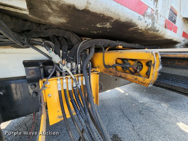 image for item MK9189 2012 International WorkStar 7400  refuse truck