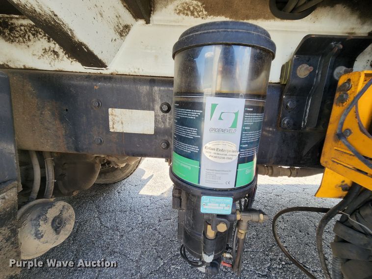 image for item MK9189 2012 International WorkStar 7400  refuse truck