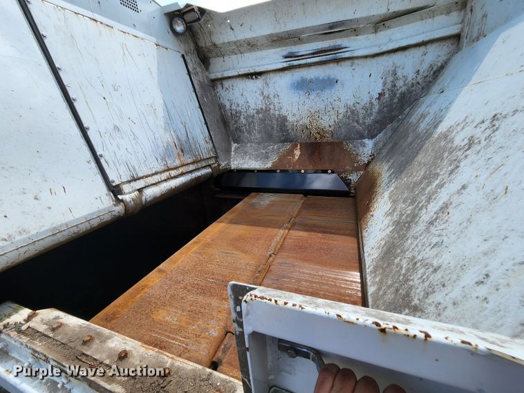 image for item MK9189 2012 International WorkStar 7400  refuse truck