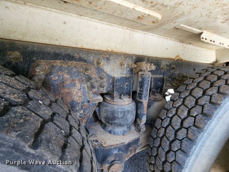 image for item MK9189 2012 International WorkStar 7400  refuse truck