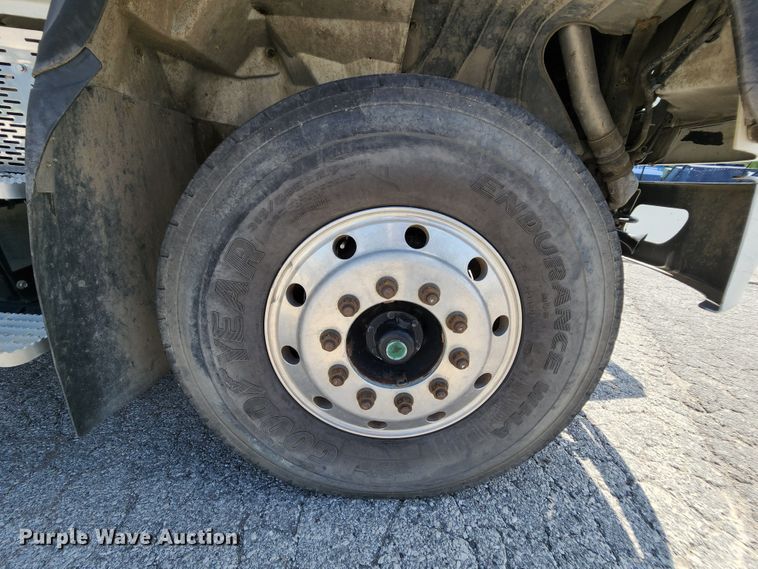 image for item MK9189 2012 International WorkStar 7400  refuse truck